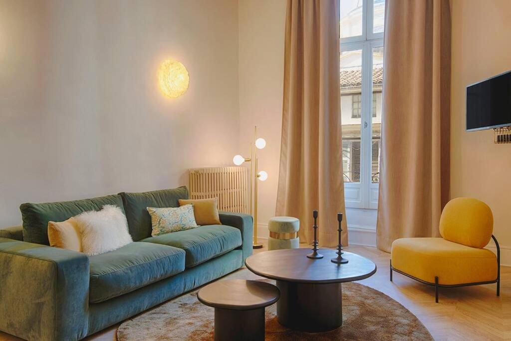 Romantic Flat In The Heart Of The City Apartment Avignon Exterior photo